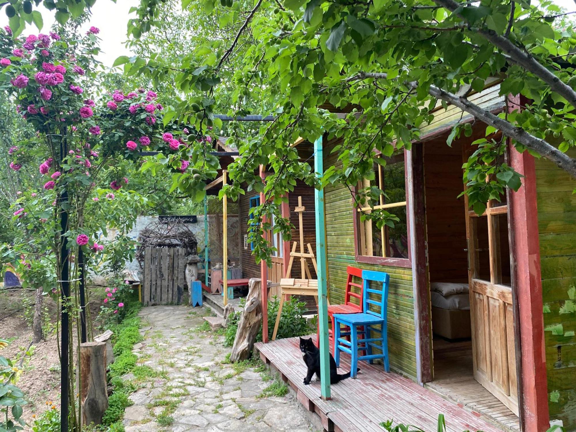 Philosophy Hotel Учисар Экстерьер фото