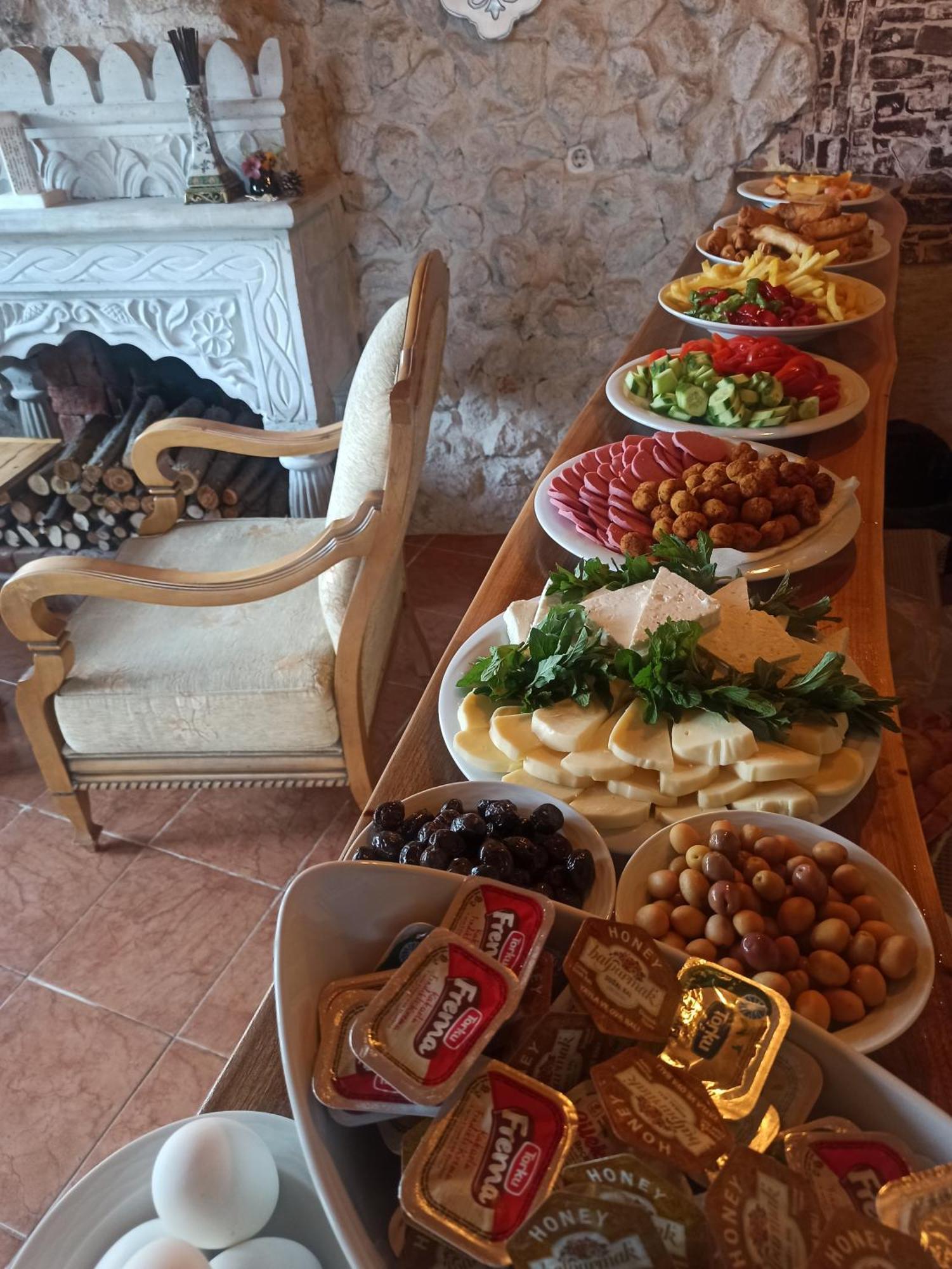 Philosophy Hotel Учисар Экстерьер фото