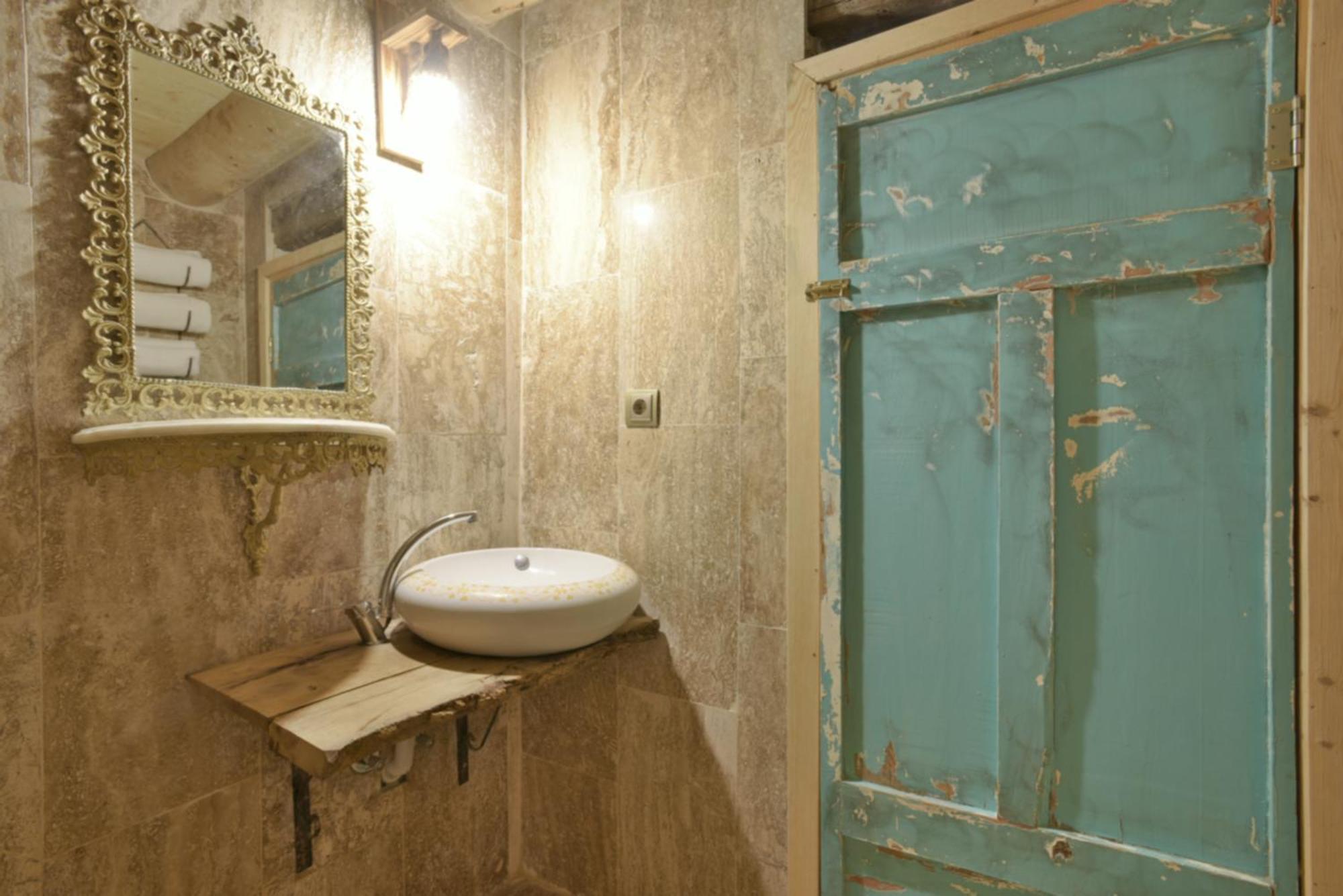 Philosophy Hotel Учисар Экстерьер фото