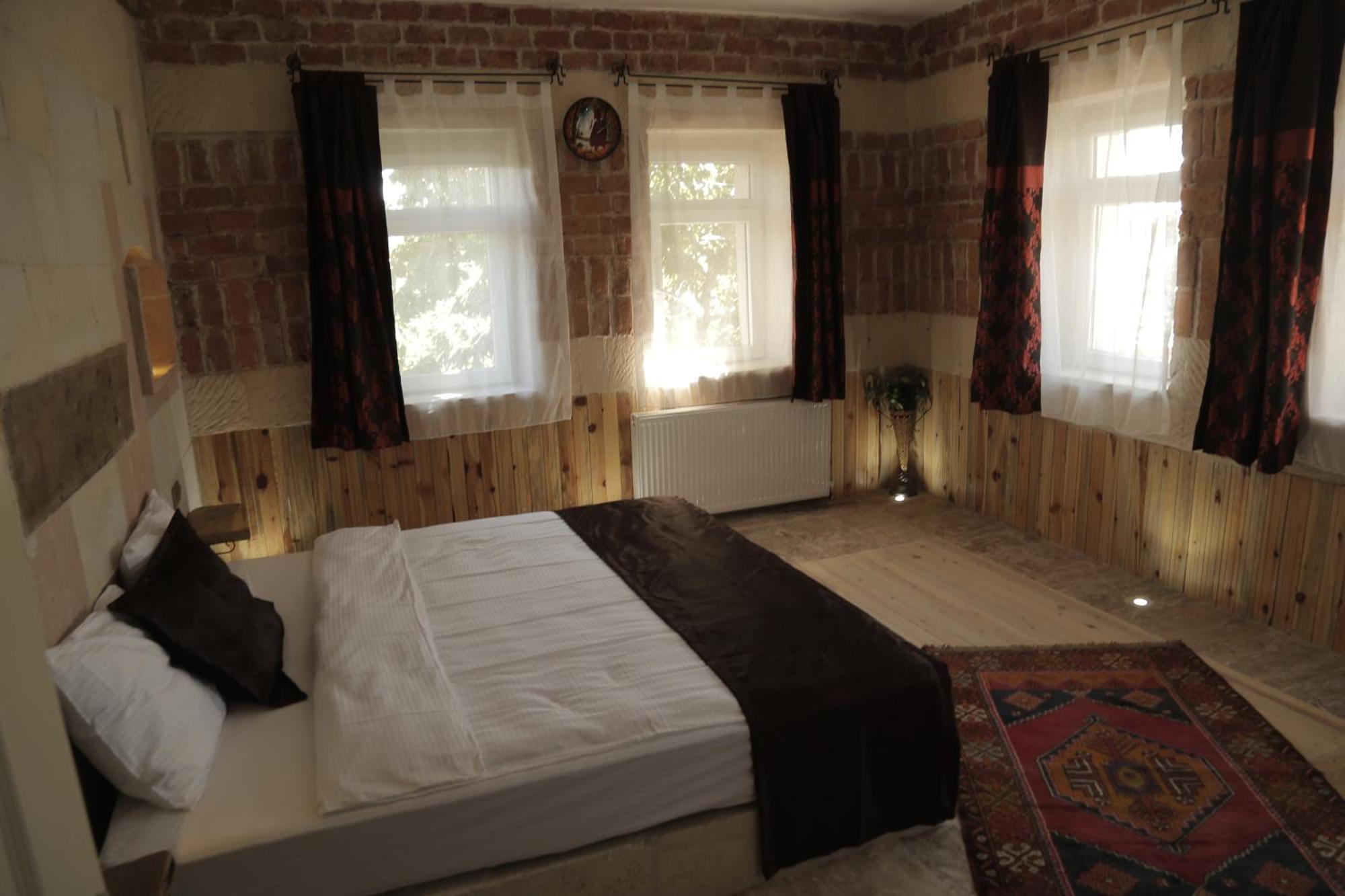 Philosophy Hotel Учисар Экстерьер фото